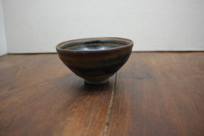 黑釉斗笠盏
