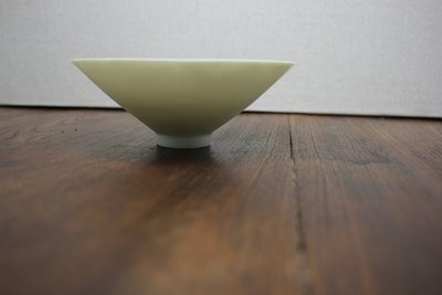 影青釉针挑工刻花斗笠盏