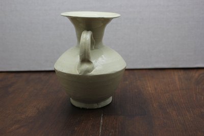 青白釉壶