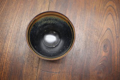 黑釉斗笠盏