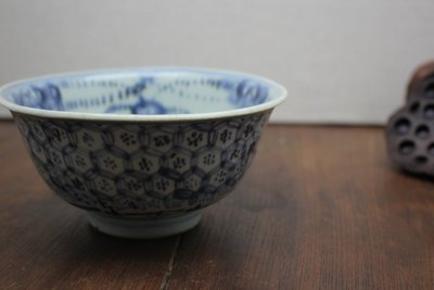 青花宝杵璎珞纹大碗