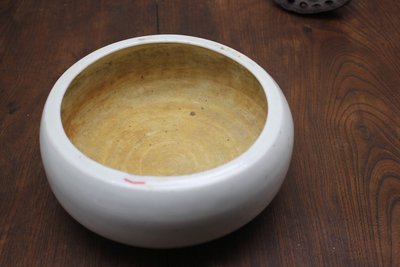 德化三足水仙盆