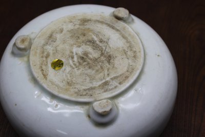 德化三足水仙盆