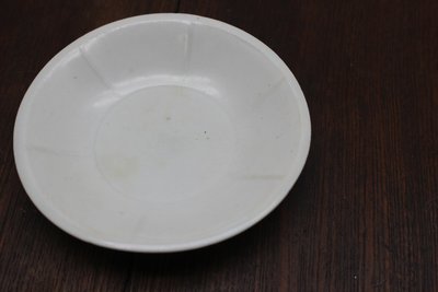 湖田六出筋影青釉盘