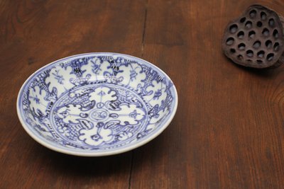 明中青花宝杵璎珞如意纹盘