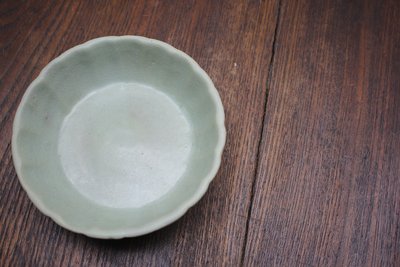 龙泉折段花口洗