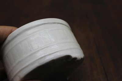 德化回弦纹三足炉