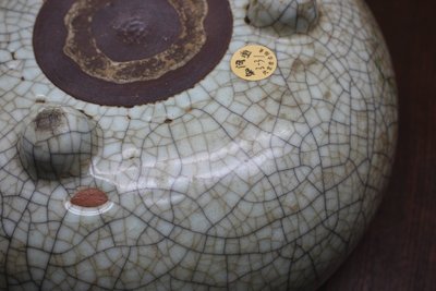 雍正哥釉三足大炉